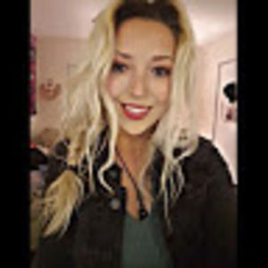 Meet your Posher, Claudia